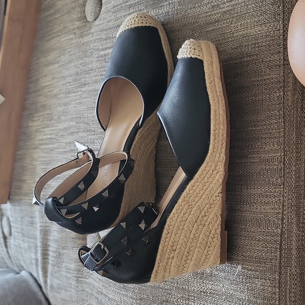 Platform espadrille sandal